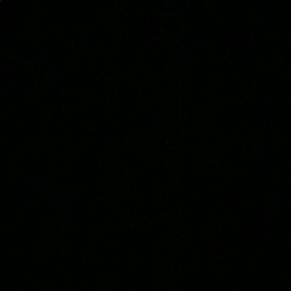 Meet your Posher, Alessia - Picture 1 of 1